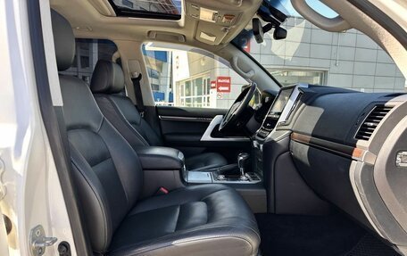 Toyota Land Cruiser 200, 2015 год, 5 019 000 рублей, 9 фотография