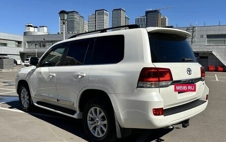 Toyota Land Cruiser 200, 2015 год, 5 019 000 рублей, 3 фотография