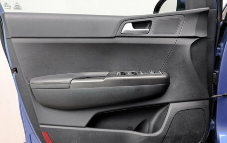 KIA Sportage IV рестайлинг, 2021 год, 2 500 000 рублей, 18 фотография