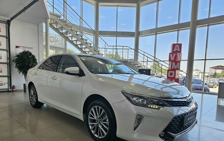Toyota Camry, 2017 год, 2 289 000 рублей, 5 фотография