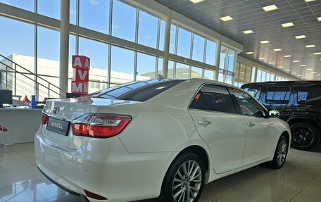 Toyota Camry, 2017 год, 2 289 000 рублей, 9 фотография