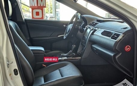 Toyota Camry, 2017 год, 2 289 000 рублей, 18 фотография