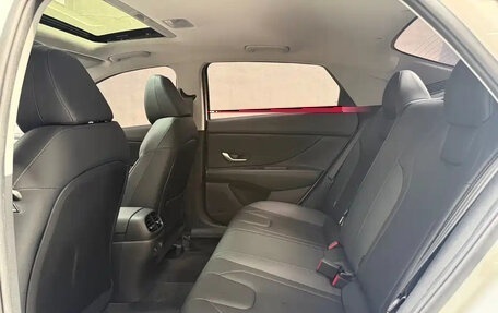 Hyundai Elantra, 2026 год, 1 900 000 рублей, 19 фотография