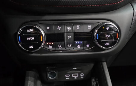 Chevrolet TrailBlazer, 2022 год, 2 300 000 рублей, 11 фотография