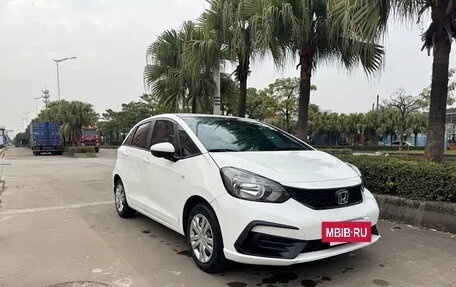 Honda Fit, 2022 год, 865 000 рублей, 3 фотография