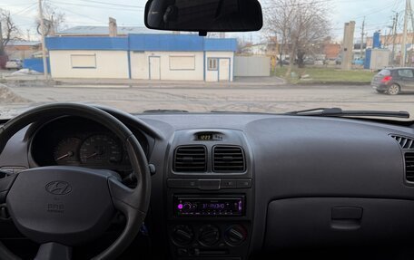 Hyundai Accent II, 2008 год, 450 000 рублей, 3 фотография