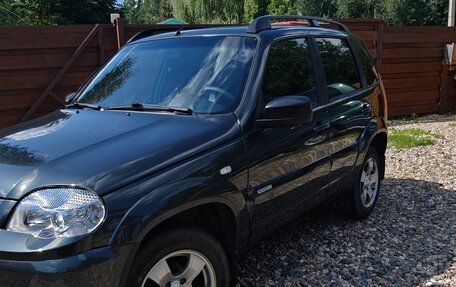 Chevrolet Niva I рестайлинг, 2012 год, 750 000 рублей, 5 фотография