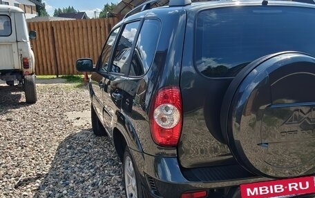 Chevrolet Niva I рестайлинг, 2012 год, 750 000 рублей, 3 фотография