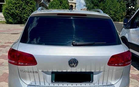 Volkswagen Touareg III, 2011 год, 1 720 000 рублей, 10 фотография