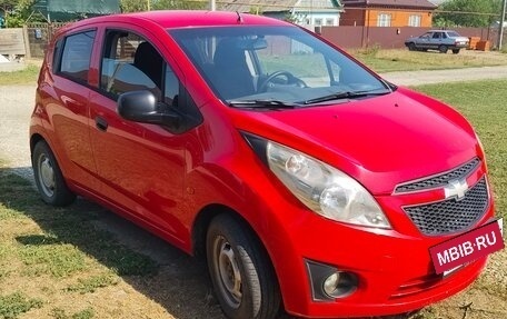 Chevrolet Spark III, 2012 год, 550 000 рублей, 2 фотография