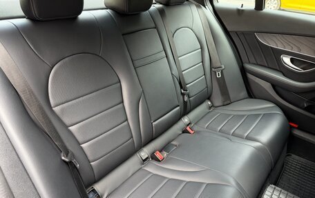 Mercedes-Benz C-Класс, 2017 год, 2 300 000 рублей, 24 фотография