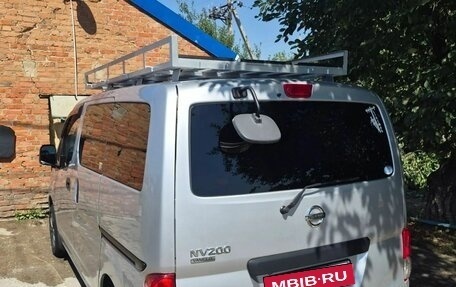 Nissan NV200, 2015 год, 1 350 000 рублей, 5 фотография