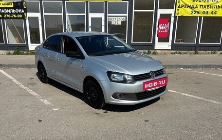 Volkswagen Polo VI (EU Market), 2013 год, 850 000 рублей, 3 фотография