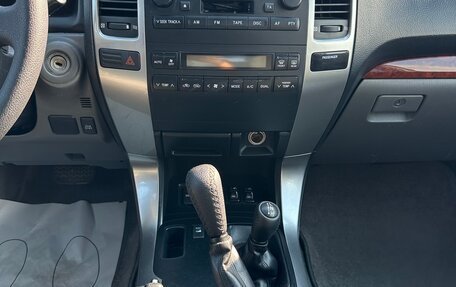 Toyota Land Cruiser Prado 120 рестайлинг, 2006 год, 1 479 000 рублей, 13 фотография