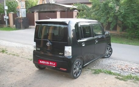 Toyota Pixis Space, 2013 год, 670 000 рублей, 2 фотография
