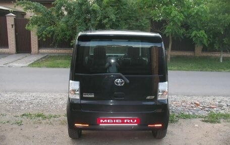 Toyota Pixis Space, 2013 год, 670 000 рублей, 9 фотография