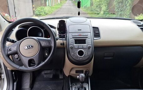 KIA Soul I рестайлинг, 2011 год, 750 000 рублей, 6 фотография