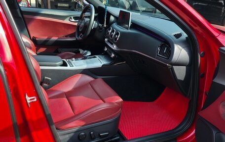 KIA Stinger I, 2019 год, 2 700 000 рублей, 7 фотография