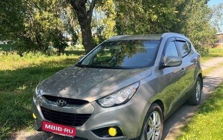 Hyundai ix35 I рестайлинг, 2010 год, 950 000 рублей, 1 фотография