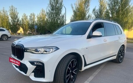 BMW X7, 2021 год, 9 378 000 рублей, 3 фотография