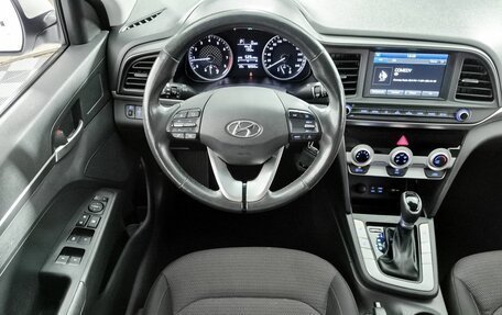 Hyundai Elantra VI рестайлинг, 2019 год, 1 639 000 рублей, 7 фотография