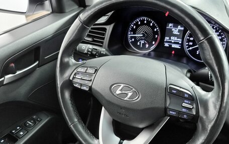 Hyundai Elantra VI рестайлинг, 2019 год, 1 639 000 рублей, 19 фотография