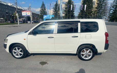 Toyota Probox I, 2004 год, 585 000 рублей, 3 фотография