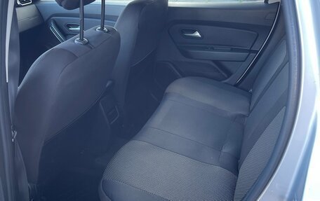 Renault Duster, 2021 год, 2 300 000 рублей, 10 фотография