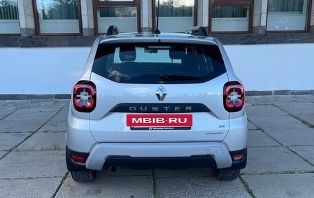 Renault Duster, 2021 год, 2 300 000 рублей, 3 фотография