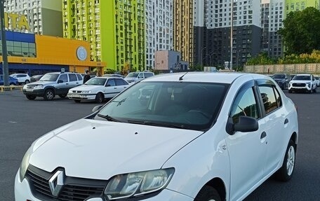 Renault Logan II, 2014 год, 450 000 рублей, 2 фотография