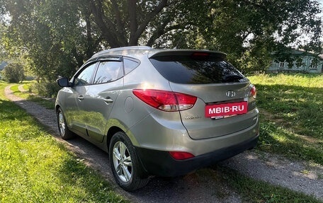 Hyundai ix35 I рестайлинг, 2010 год, 950 000 рублей, 4 фотография