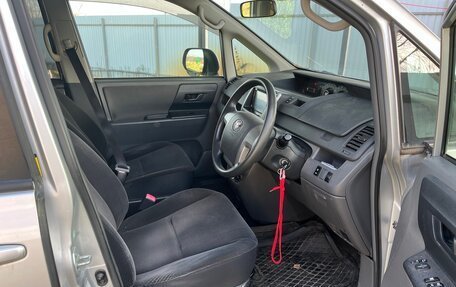 Toyota Noah III, 2009 год, 1 250 000 рублей, 9 фотография
