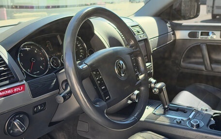 Volkswagen Touareg III, 2008 год, 1 690 000 рублей, 2 фотография
