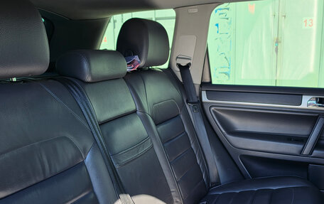 Volkswagen Touareg III, 2008 год, 1 690 000 рублей, 9 фотография