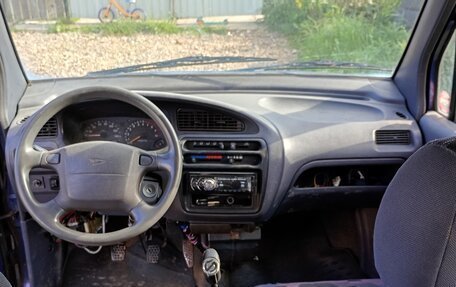 Daihatsu Move VI рестайлинг, 1998 год, 100 000 рублей, 2 фотография