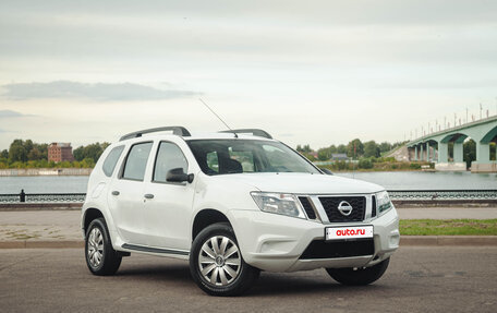 Nissan Terrano III, 2016 год, 1 049 000 рублей, 4 фотография