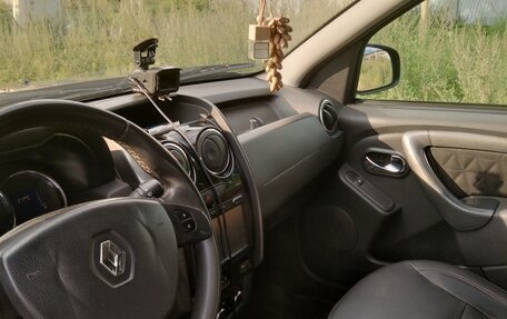 Renault Duster I рестайлинг, 2017 год, 900 000 рублей, 3 фотография