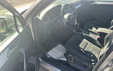 Volkswagen Tiguan II, 2017 год, 2 229 000 рублей, 8 фотография