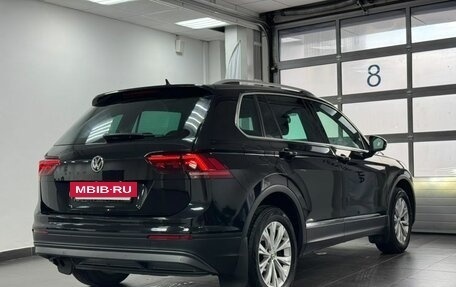 Volkswagen Tiguan II, 2017 год, 2 300 000 рублей, 6 фотография