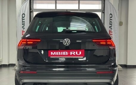 Volkswagen Tiguan II, 2017 год, 2 300 000 рублей, 8 фотография