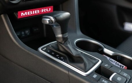 KIA Sportage IV рестайлинг, 2018 год, 2 100 000 рублей, 16 фотография