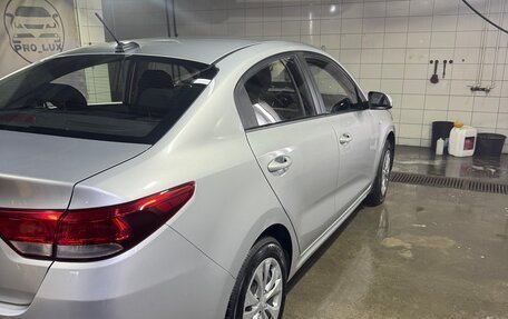 KIA Rio IV, 2018 год, 1 150 000 рублей, 5 фотография