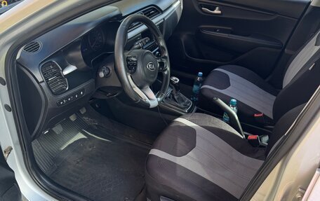 KIA Rio IV, 2018 год, 1 150 000 рублей, 3 фотография