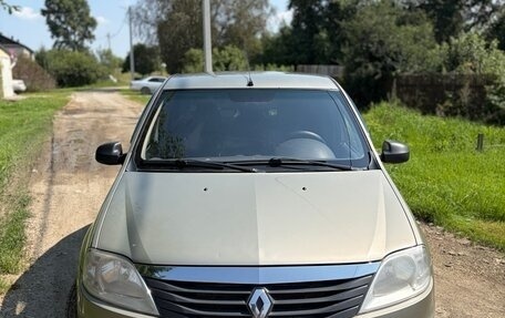 Renault Logan I, 2011 год, 370 000 рублей, 1 фотография