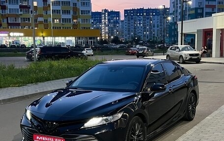 Toyota Camry, 2019 год, 2 950 000 рублей, 1 фотография
