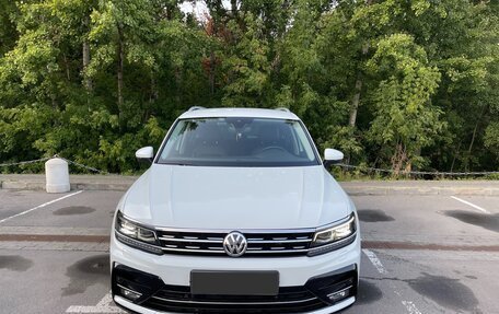 Volkswagen Tiguan II, 2020 год, 3 249 000 рублей, 1 фотография