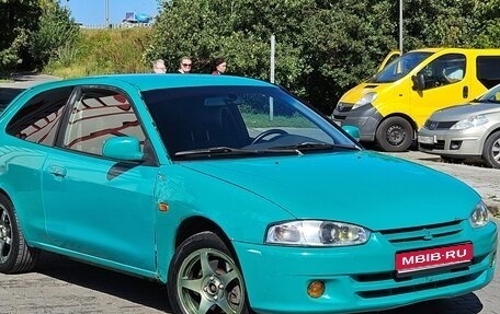 Mitsubishi Colt VI рестайлинг, 1999 год, 360 000 рублей, 1 фотография