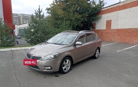 KIA cee'd I рестайлинг, 2011 год, 620 000 рублей, 2 фотография