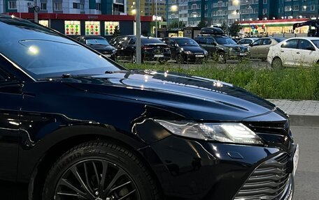 Toyota Camry, 2019 год, 2 950 000 рублей, 8 фотография