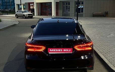 Toyota Camry, 2019 год, 2 950 000 рублей, 5 фотография